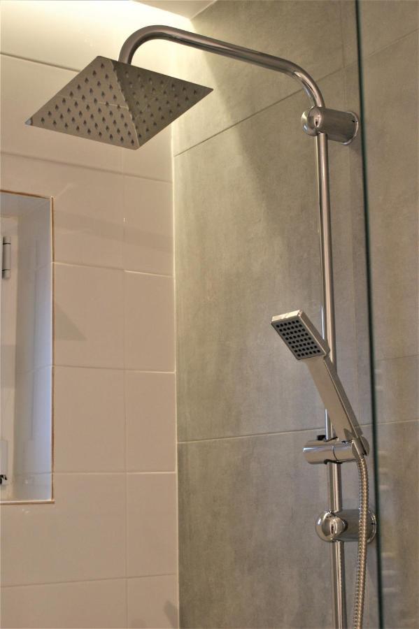 On The River Ultra Central Suites 부쿠레슈티 외부 사진