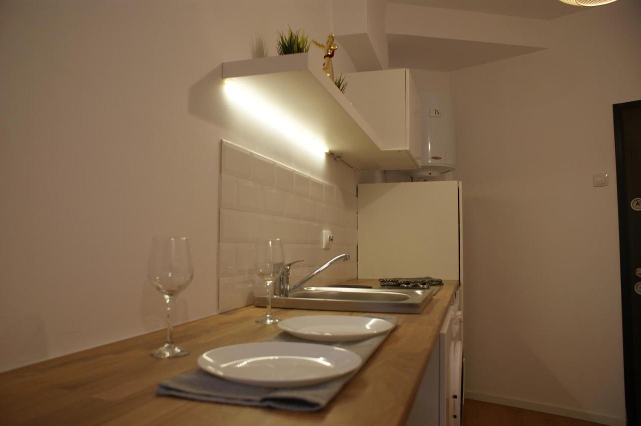 On The River Ultra Central Suites 부쿠레슈티 외부 사진