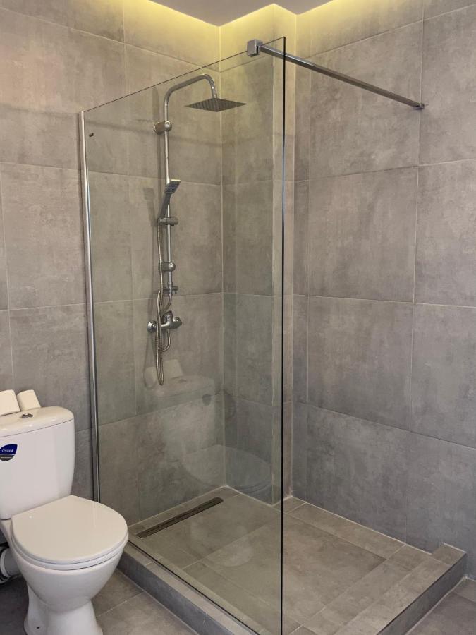 On The River Ultra Central Suites 부쿠레슈티 외부 사진